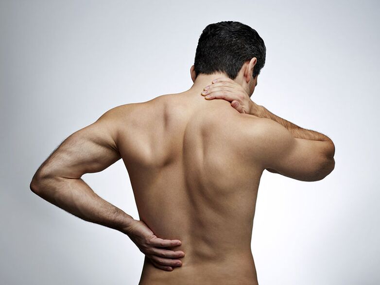 Die Hauptsymptome der Osteochondrose sind Schmerzen im Nacken, Rücken und unteren Rücken. 